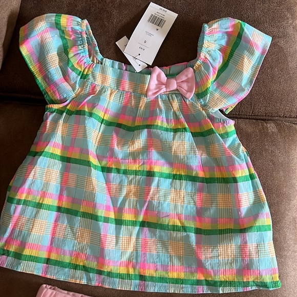Little Girls NWT crown & ivy short set. - Picture 4 of 8